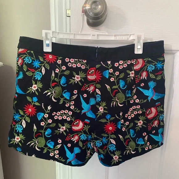 Medium embroidered shorts birds floral zipper - Picture 7 of 14